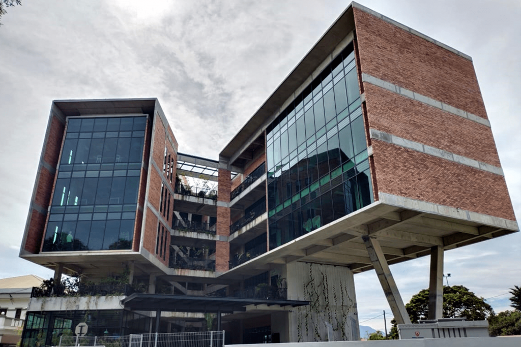 5-Storey Office (Green Building)